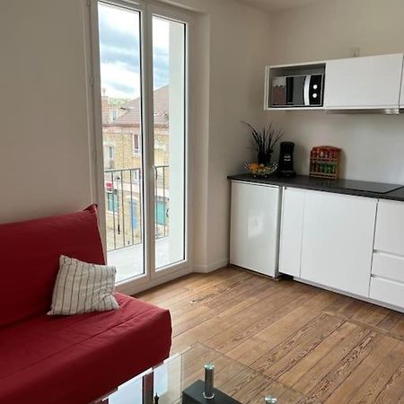 Apartment With Balcony Near Disneyland. Esbly Exterior foto